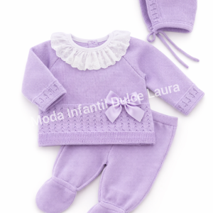 Conjunto hilo tres piezas cuello volante y lazo morado desde 00 hasta 6 meses c1004